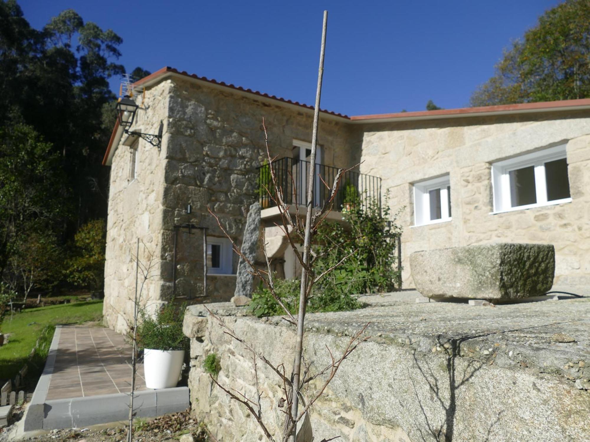 Casita A Estrenar En Finca Con Rio Proxima A Tui, Gondomar Y Portugal. 外观 照片